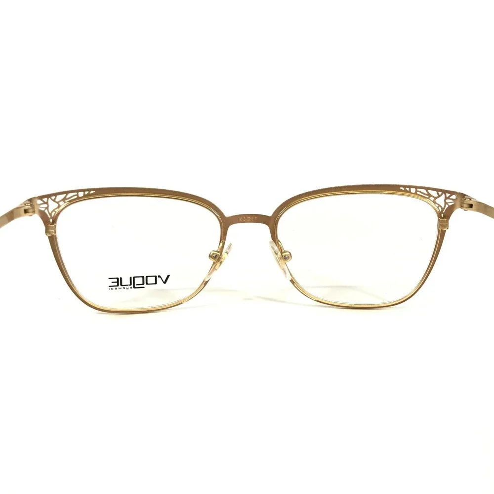 Vogue brand new